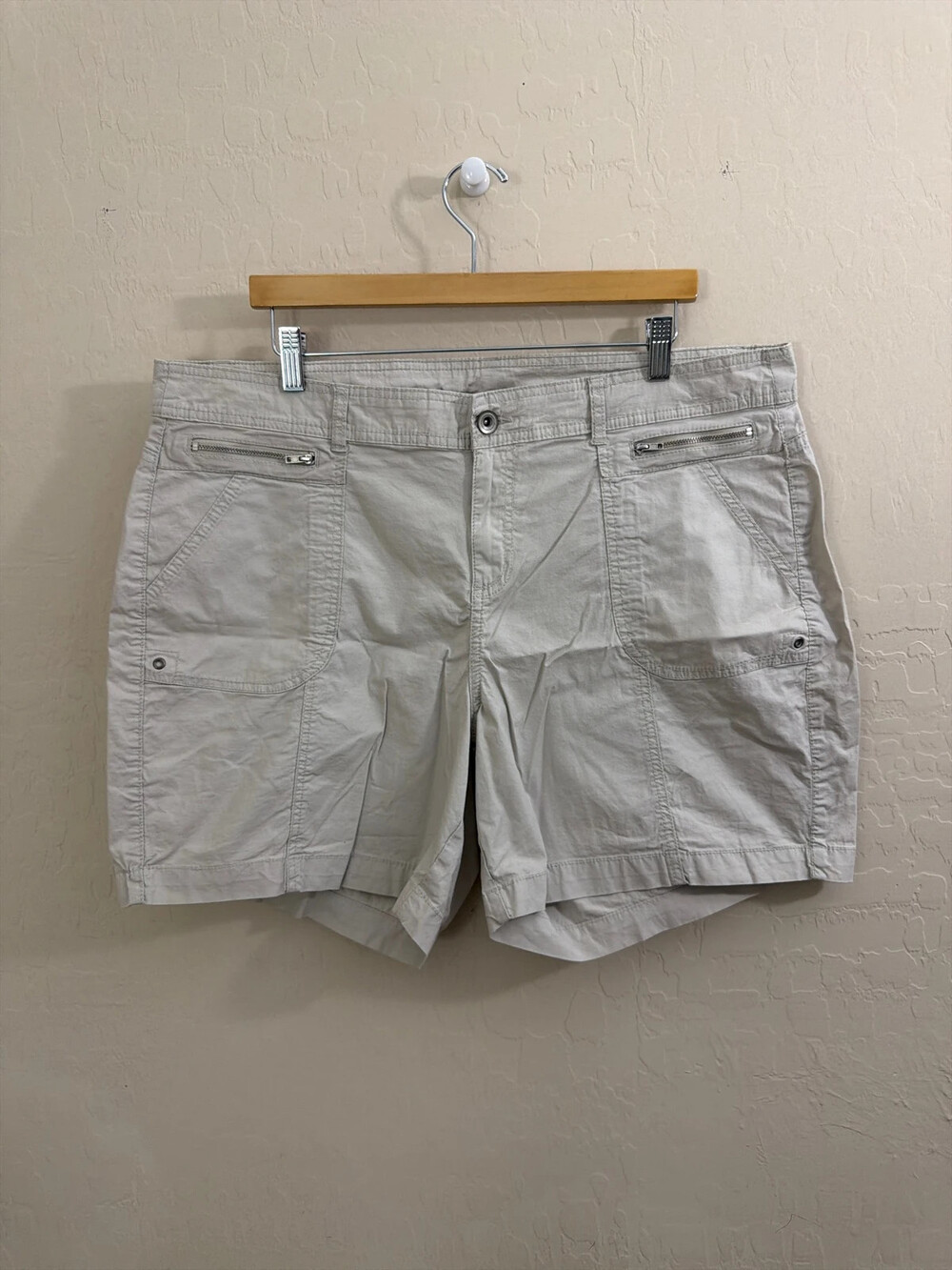 Style & Co cream cotton shorts, Sz 16W